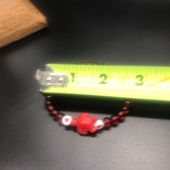 Turtle Red Heart Beaded Stretch Bracelet - Picture 8 of 13